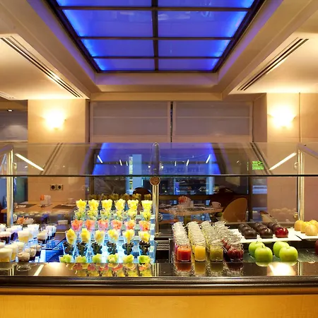 Melia 4* Atene